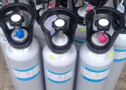 兩會(huì)期間提出了“關(guān)于加強(qiáng)我國(guó)氦氣資源開(kāi)發(fā)利用的建議”